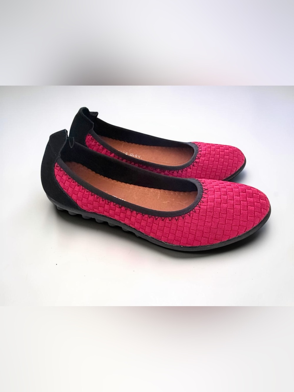 Bernie Mev Red EU39 Bella Me Woven Memory Foam Ballet Flats Black Suede Heel - Picture 6 of 11